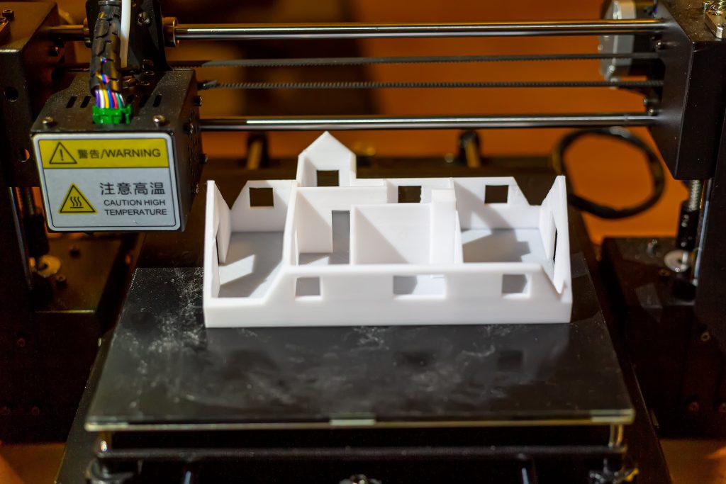 an example of plastic injection moulding as one of many 3d printing methods